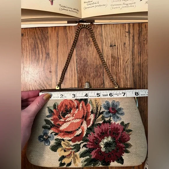 Vintage Tapestry Needlepoint Floral Purse - Picture 6 of 7